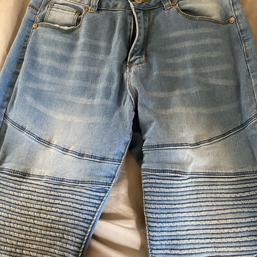 Boutique Jeans | Ribbed styled